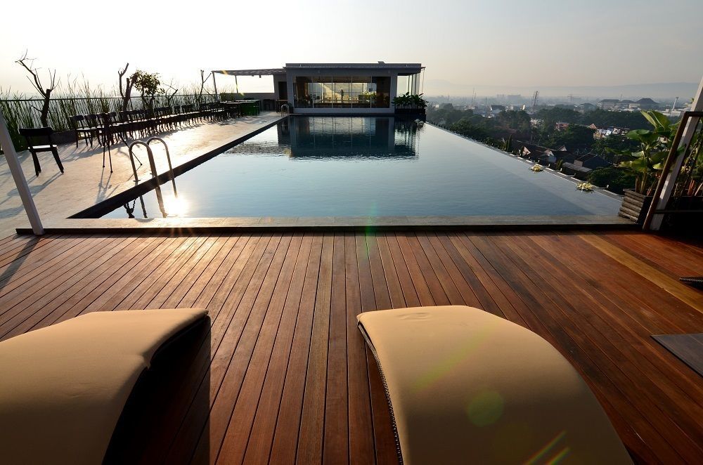 Student Park Hotel Jogjakarta Buitenkant foto
